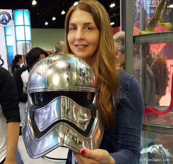 Ellen at the Anovos booth holding a Captain Phasma Helmet whom she plays in LEGO STAR WARS